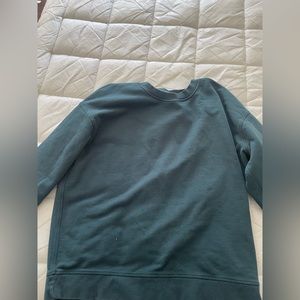 Size 10 perfectly oversized crew color blue